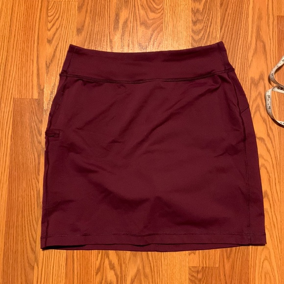 Duluth Trading Co Dresses & Skirts - Duluth Trading Co Skort